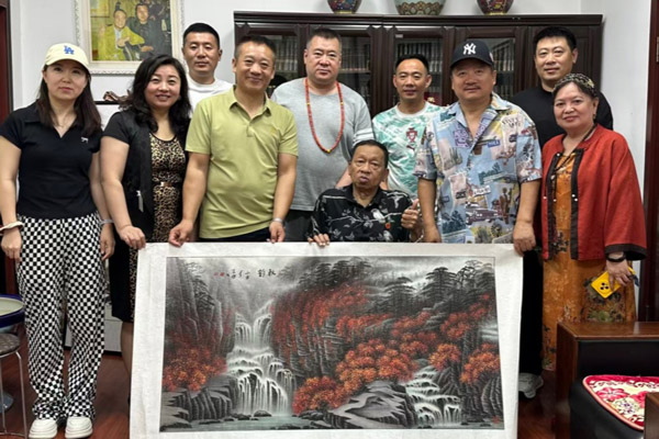 翰墨弦音共雅韵 书画家张斌与赵本山弟子唐鉴军共绘文化艺术新篇