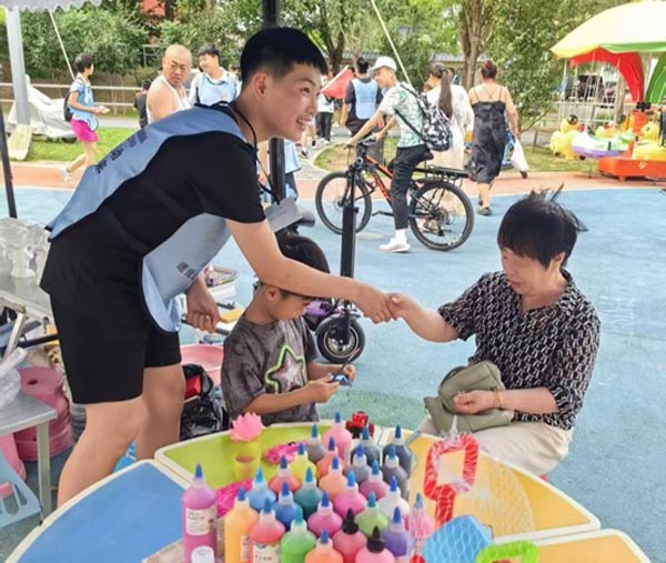 城市生存挑战-盘锦弘毅中学7年级学生综评“飒”“飒”“飒” 城市生存挑战-盘锦弘毅中学7年级学生综评“飒”“飒”“飒”