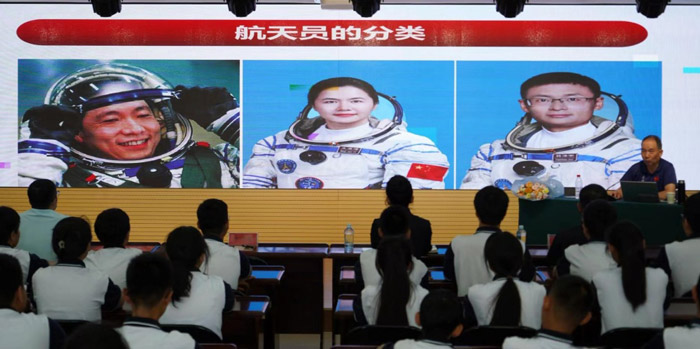“百城千校·中国学生营养健康教育公益行”走进盘锦市大洼区田家学校 “百城千校·中国学生营养健康教育公益行”走进盘锦市大洼区田家学校