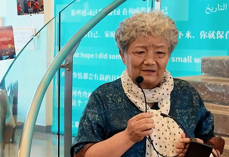 纪念中国工农红军长征胜利90周年主题特展开展-崔永元教授出席